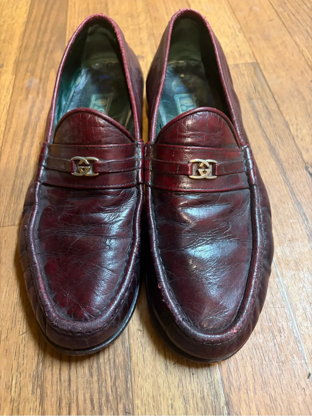 Vintage  Gucci Leather Penny Loafers in Burgundy size 43